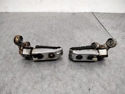 1984 YAMAHA FJ1100 OEM FRONT FOOT RESTS PEGS STEPS SET PAIR