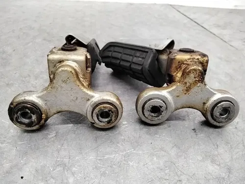 1984 YAMAHA FJ1100 OEM FRONT FOOT RESTS PEGS STEPS SET PAIR