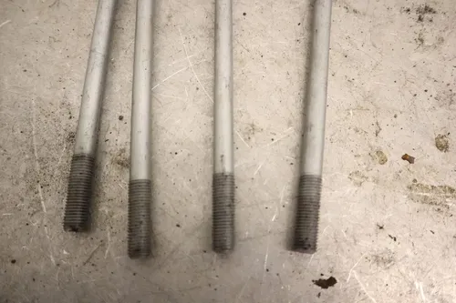 2001 POLARIS MAGNUM 325 4X4 OEM ENGINE TOP END CYLINDER HEAD BOLT SET 4 PCS