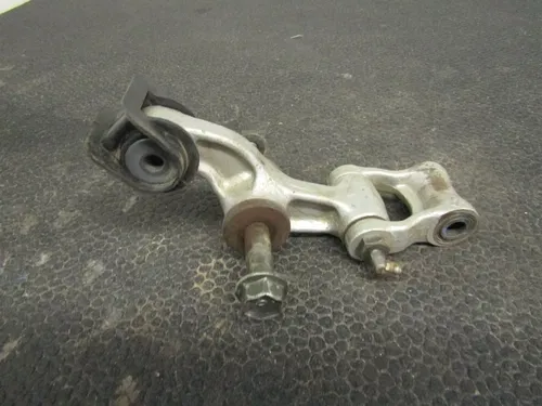 1999-2004 YAMAHA TTR225 TTR 225 SUSPENSION LINKAGE REAR LINK DOG BONE