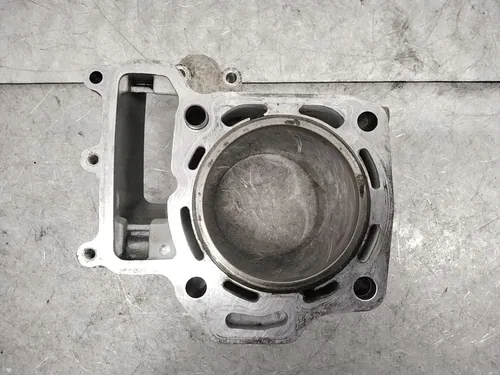 2004 SUZUKI TWIN PEAKS 700 LTV700F 4X4 OEM ENGINE FRONT CYLINDER PISTON JUG