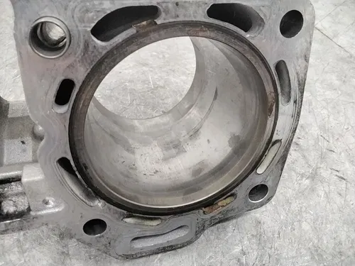 2004 SUZUKI TWIN PEAKS 700 LTV700F 4X4 OEM ENGINE FRONT CYLINDER PISTON JUG