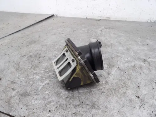 1998 98-00 RM250 RM 250 Carburetor Holder Insulator Intake Boot Joint Reed Valve