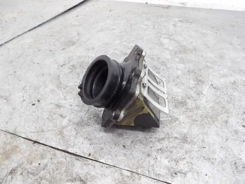 1998 98-00 RM250 RM 250 Carburetor Holder Insulator Intake Boot Joint Reed Valve