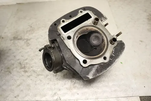 1983 Yamaha Virago 920 XV920 OEM ENGINE TOP END CYLINDER HEAD 5H1-11110-02-00