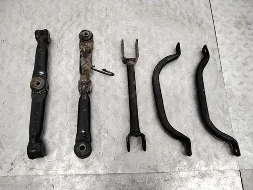 1996 KAWASAKI BAYOU 300 KLF300C 4X4 REAR AXLE BACK SUSPENSION LINKAGE ROD SET