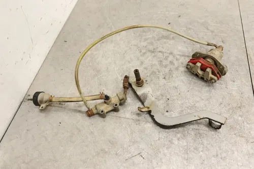 2005 POLARIS PREDATOR 500 OEM REAR BACK BRAKE CALIPER 1910689