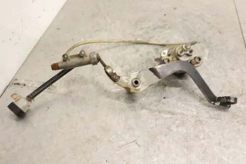 2005 POLARIS PREDATOR 500 OEM REAR BACK BRAKE CALIPER 1910689