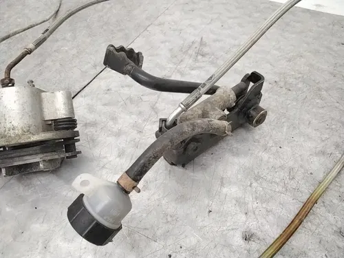 2002 POLARIS SCRAMBLER 400 2X4 OEM FRONT REAR BRAKE MASTER CYLINDER W CALIPERS