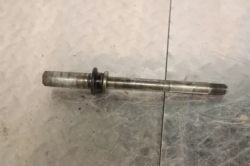 1984-1990 YAMAHA XT350 FRONT AXLE 30X-25181-00-00 FREE SHIPPING