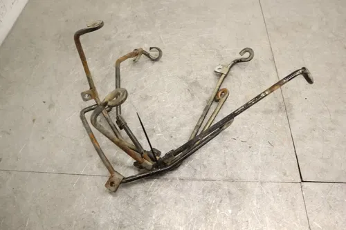 2010 YAMAHA YFZ450X OEM FRONT FENDER LEFT RIGHT STAY BRACKETS