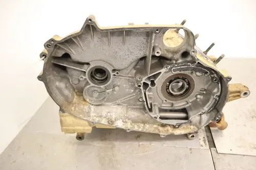 1998 YAMAHA GRIZZLY 600 YFM600FWA 4X4 OEM ENGINE MOTOR CRANKCASE CRANK CASES