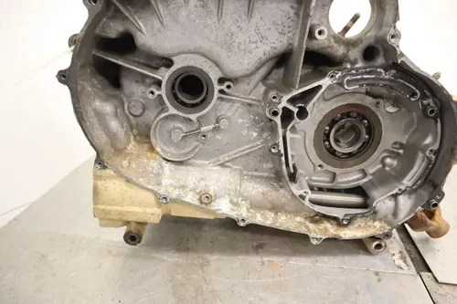 1998 YAMAHA GRIZZLY 600 YFM600FWA 4X4 OEM ENGINE MOTOR CRANKCASE CRANK CASES