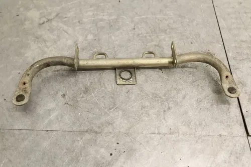 2006 KAWASAKI KFX80 OEM LEFT RIGHT FOOTWELL SUPPORT BRACKET MOUNT STAY 35034-S0