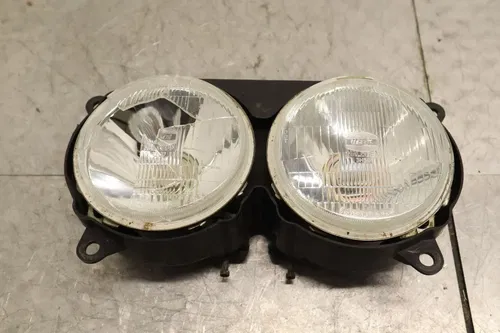 YAMAHA OEM FRONT HEADLIGHT HEAD LIGHT LAMP 2AX-8432A-A0-00