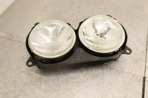 YAMAHA OEM FRONT HEADLIGHT HEAD LIGHT LAMP 2AX-8432A-A0-00