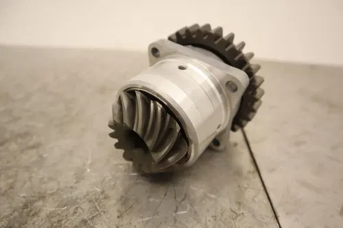 2006 KAWASAKI BRUTE FORCE 650 KVF650F 4X4I OEM OUTPUT DRIVE SHAFT BEVEL GEARS