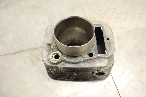 YAMAHA BIG BEAR 350 WHEEL MOTO 4 WARRIOR WOLVERINE OEM ENGINE TOP END CYLINDER