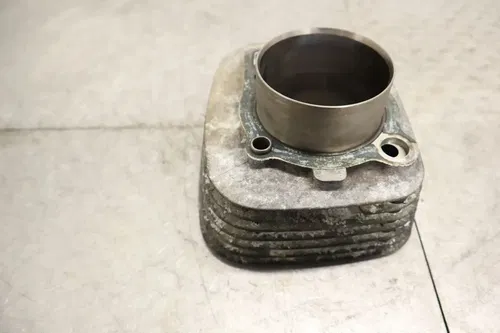 YAMAHA BIG BEAR 350 WHEEL MOTO 4 WARRIOR WOLVERINE OEM ENGINE TOP END CYLINDER