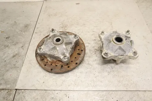 2003 Polaris Sportsman 700 Twin OEM REAR BACK WHEEL RIGHT LEFT HUBS HUB SET