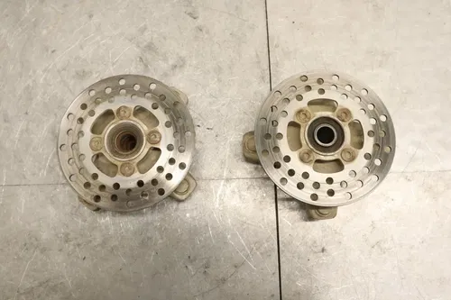 2010 YAMAHA YFZ450X OEM FRONT WHEEL RIGHT LEFT HUBS HUB SET