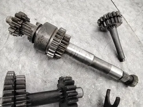 2004 SUZUKI TWIN PEAKS 700 LTV700F 4X4 OEM ENGINE MOTOR TRANSMISSION TRANNY