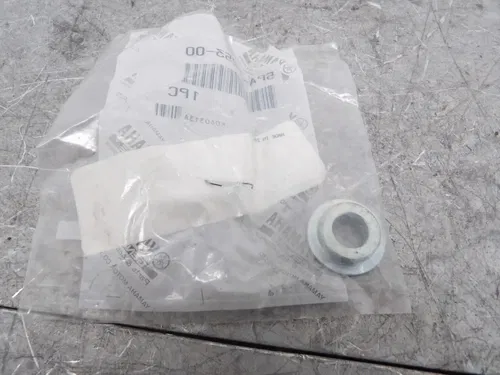 Genuine NOS Yamaha 5PA-22253-00 Rear Arm Distance Collar New