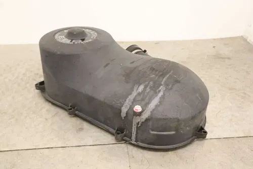 2004 POLARIS SPORTSMAN 700 TWIN CLUTCH SIDE ENGINE MOTOR COVER