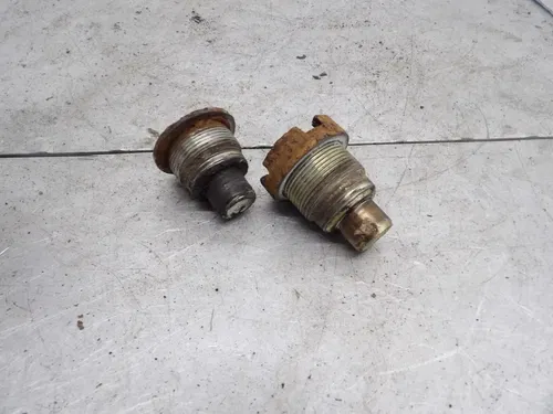 2005 HONDA RECON 250 TRX250TE 2X4 ES OEM REAR BACK SWINGARM BOLT SUSPENSION PAIR