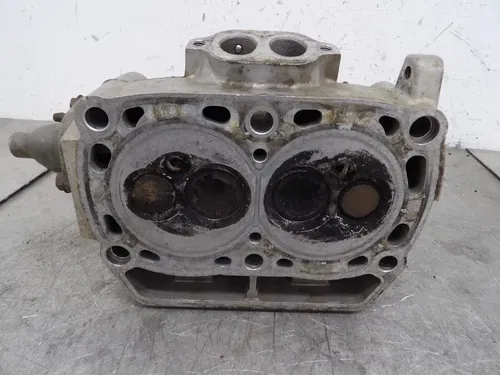 2002 Polaris 700 Twin Cylinder Head Assembly 1201657