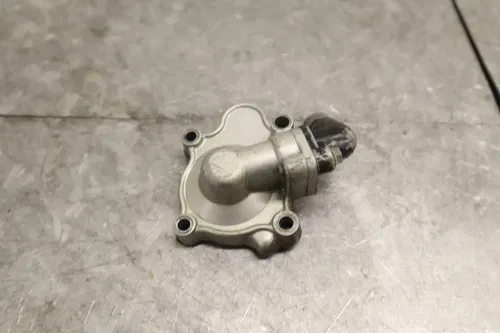 YAMAHA WR250 WR250R WR250Z YZ250 YZ250WR OEM ENGINE WATER PUMP HOUSING COVER