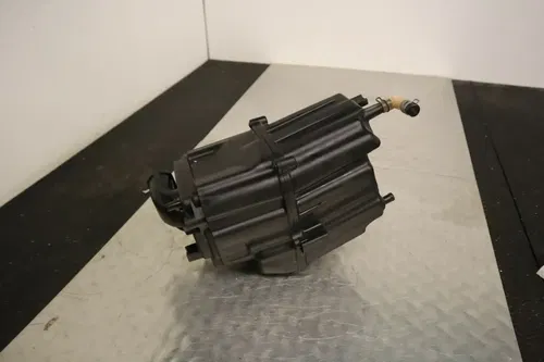 2015 HONDA CB500X AIRBOX AIR BOX 17225-MGZ-D00 17220-MGZ-D00 FREE SHIPPING