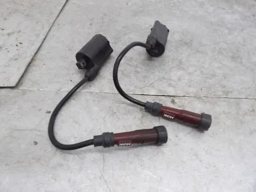 Triumph Speedmaster America 900 OEM Ignition Coil Pair T1291600 Stock 2009