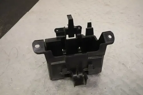 2008-2009 SUZUKI GSX650F BATTERY BOX 47430-18H02 FREE SHIPPING
