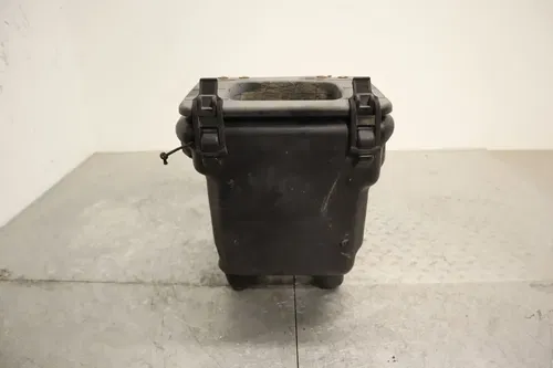 YAMAHA BIG BEAR 350 KODIAK 400 MOTO 4 YAMAHA  2WD OEM REAR STORAGE COMPARTMENT