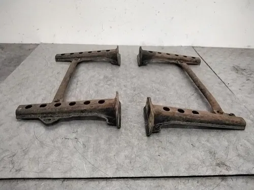 2007 KAWASAKI BRUTE FORCE 650 KVF650F 4X4I OEM LEFT RIGHT FOOTWELL SUPPORT
