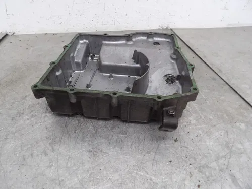 98-99 HONDA CBR900RR ENGINE MOTOR BOTTOM OIL PAN COVER