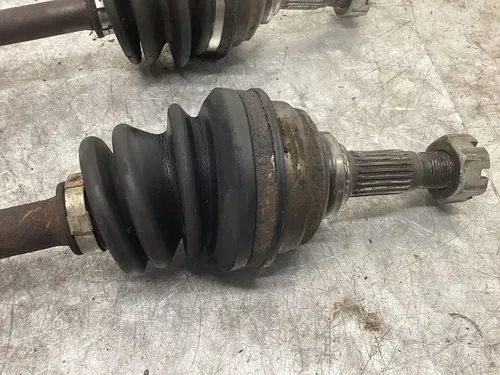 2000 Arctic Cat 500 4x4 Automatic OEM FRONT LEFT RIGHT DRIVE CV AXLES PIVOTS