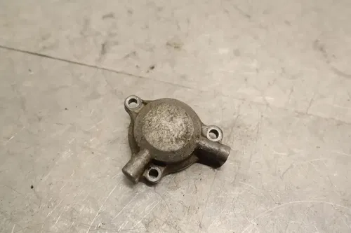 YAMAHA OEM ENGINE OIL PUMP FILTER COVER 5BE-13447-10-00