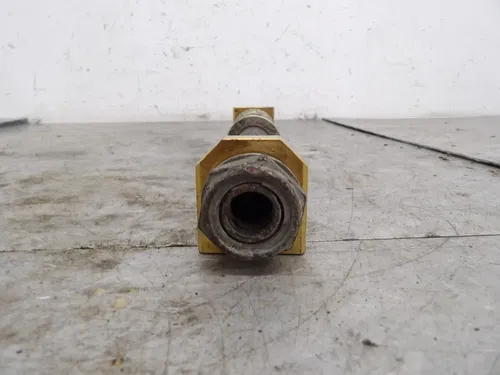 2008 07-09 RMZ250 RMZ 450 OEM Rear Wheel Axle Bolt Shaft Pivot Spindle Spacer