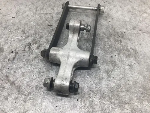 1998 Suzuki Katana 600 GSX600F OEM REAR DOGBONE SHOCK LINKAGE LINK 62600-08810