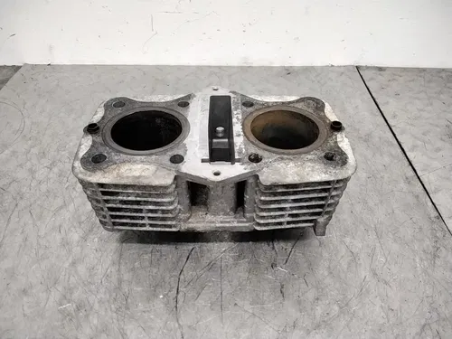 1978 KAWASAKI KZ400C OEM ENGINE MOTOR PISTON CYLINDERS BLOCK JUG