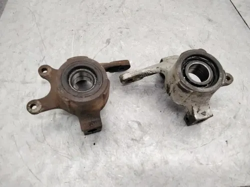 2000 ARCTIC CAT 300 4X4 OEM FRONT STEERING KNUCKLES SET PAIR