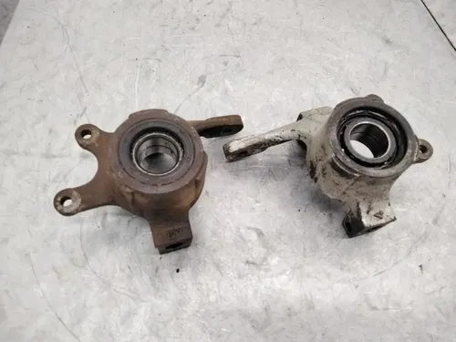 2000 ARCTIC CAT 300 4X4 OEM FRONT STEERING KNUCKLES SET PAIR