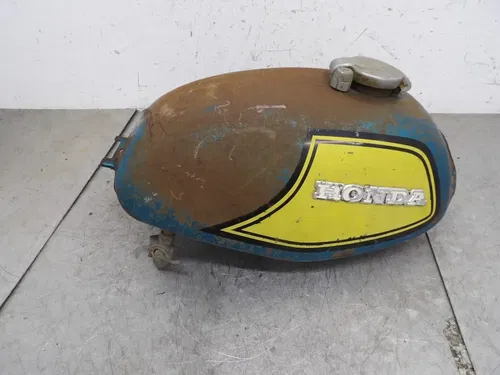 1972 1973  Honda SL350 Gas Tank NOT USEABLE WALL HANGER RUSTED OUT