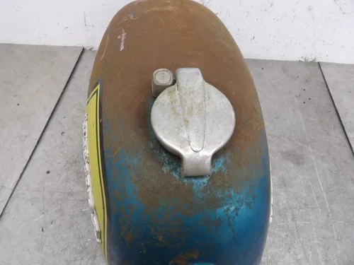 1972 1973  Honda SL350 Gas Tank NOT USEABLE WALL HANGER RUSTED OUT