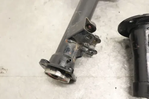 2003 KAWASAKI BAYOU 250 KLF250A OEM REAR BACK AXLE CARRIERS TUBES SET PAIR