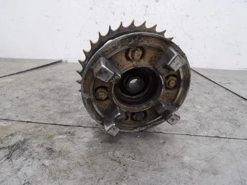 1986 BW80 Yamaha rear wheel sprocket clutch hub