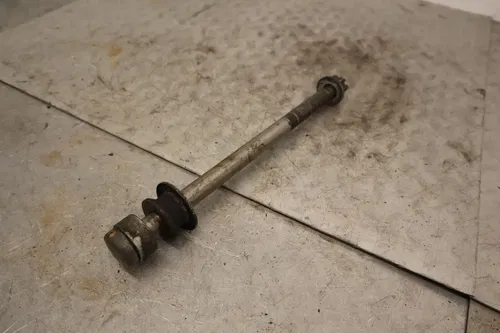 1979 SUZUKI GS850G OEM REAR AXLE BACK WHEEL RIM PIVOT BOLT AXEL