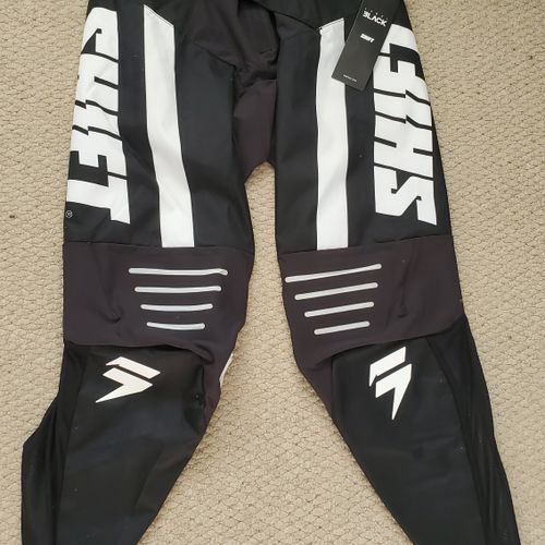 Shift - Black Label - Size 36